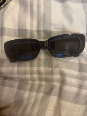 Sleek Rectangular Black Sunglasses